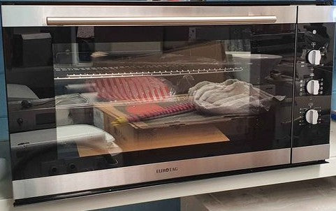 90cm Electric Wall Oven with 15 Amp plug 70 Ways
