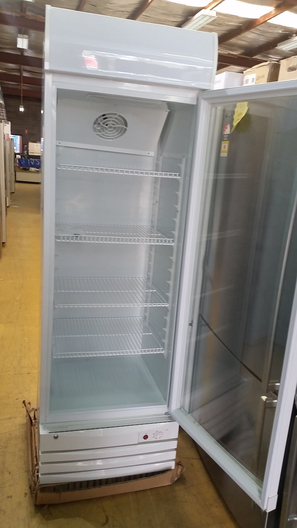 EUROTAG 380LT COMMERCIAL DRINKS DISPLAY FRIDGE EU-380 70 Ways