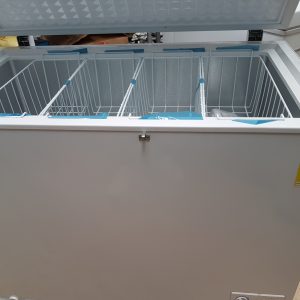 EUROTAG 300LT CHEST FREEZER WITH LOCKS & WHEELS 70 Ways