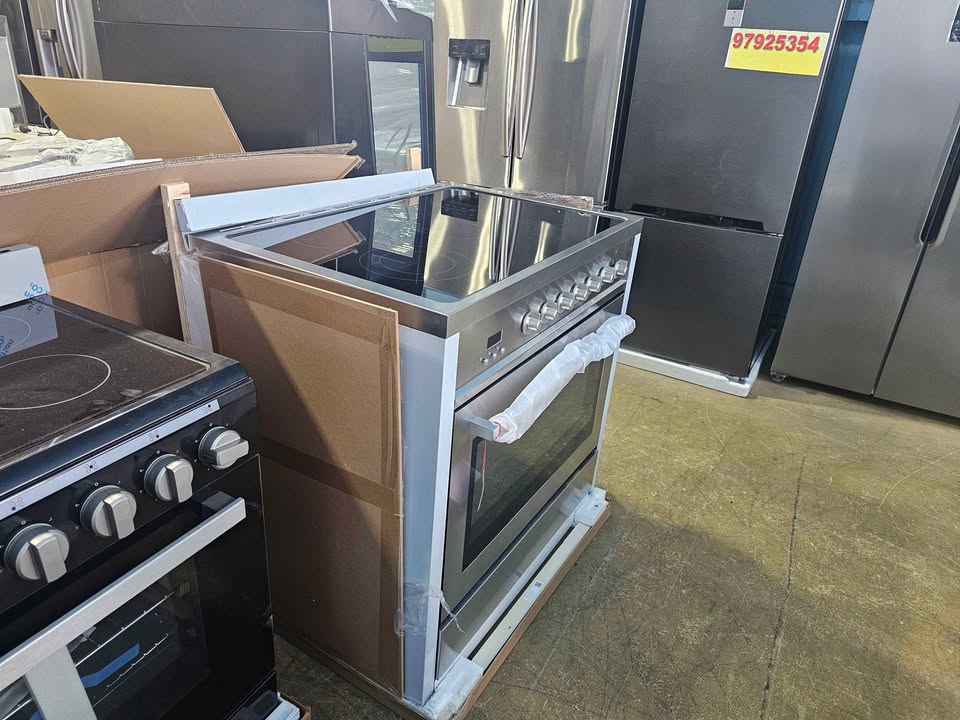 Euromaid 90cm Freestanding Electric Cooker – Stainless Steel model FC9PS 70 Ways