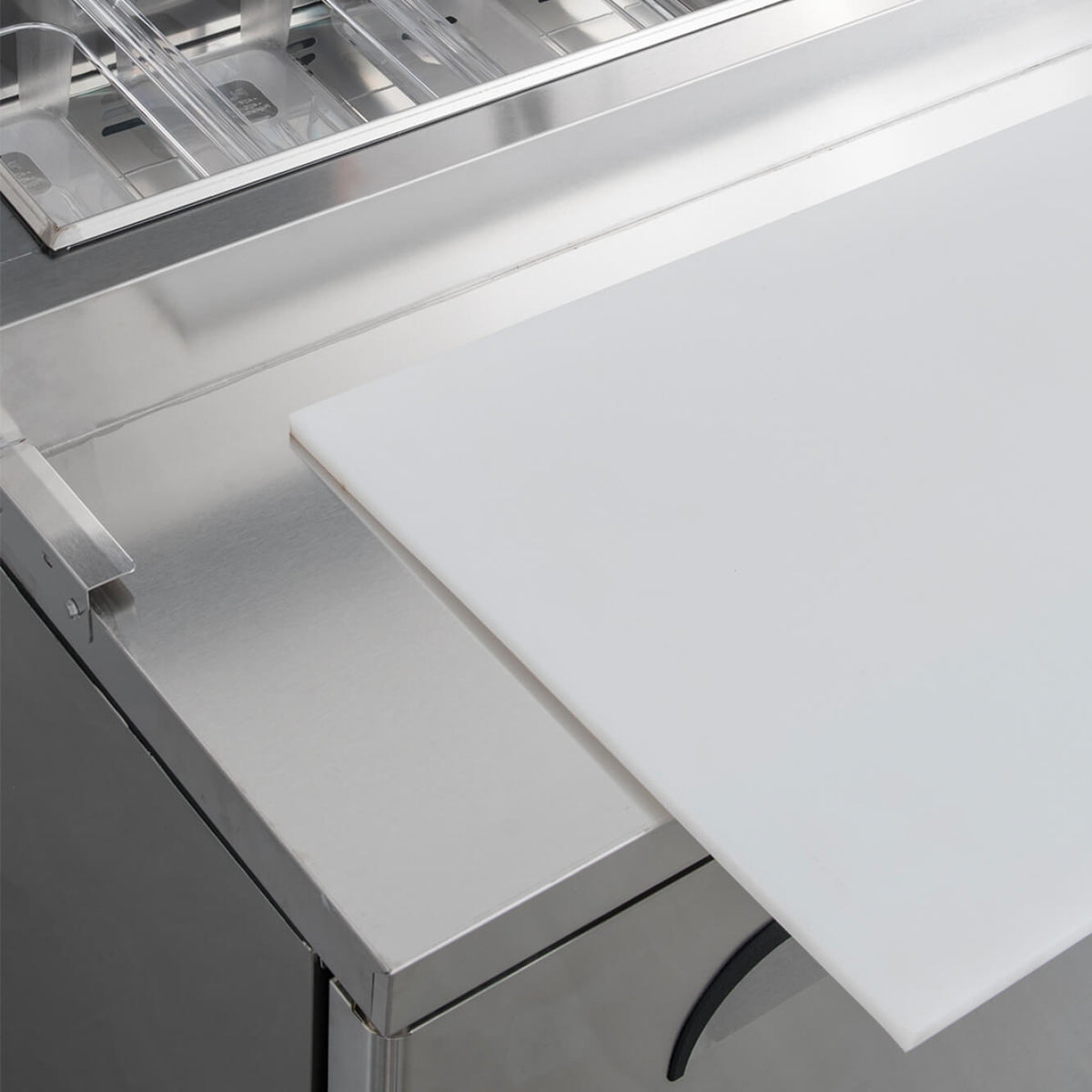 Pizza Prep Fridge – 3 Doors – 2370mm – 12 Pans 70 Ways