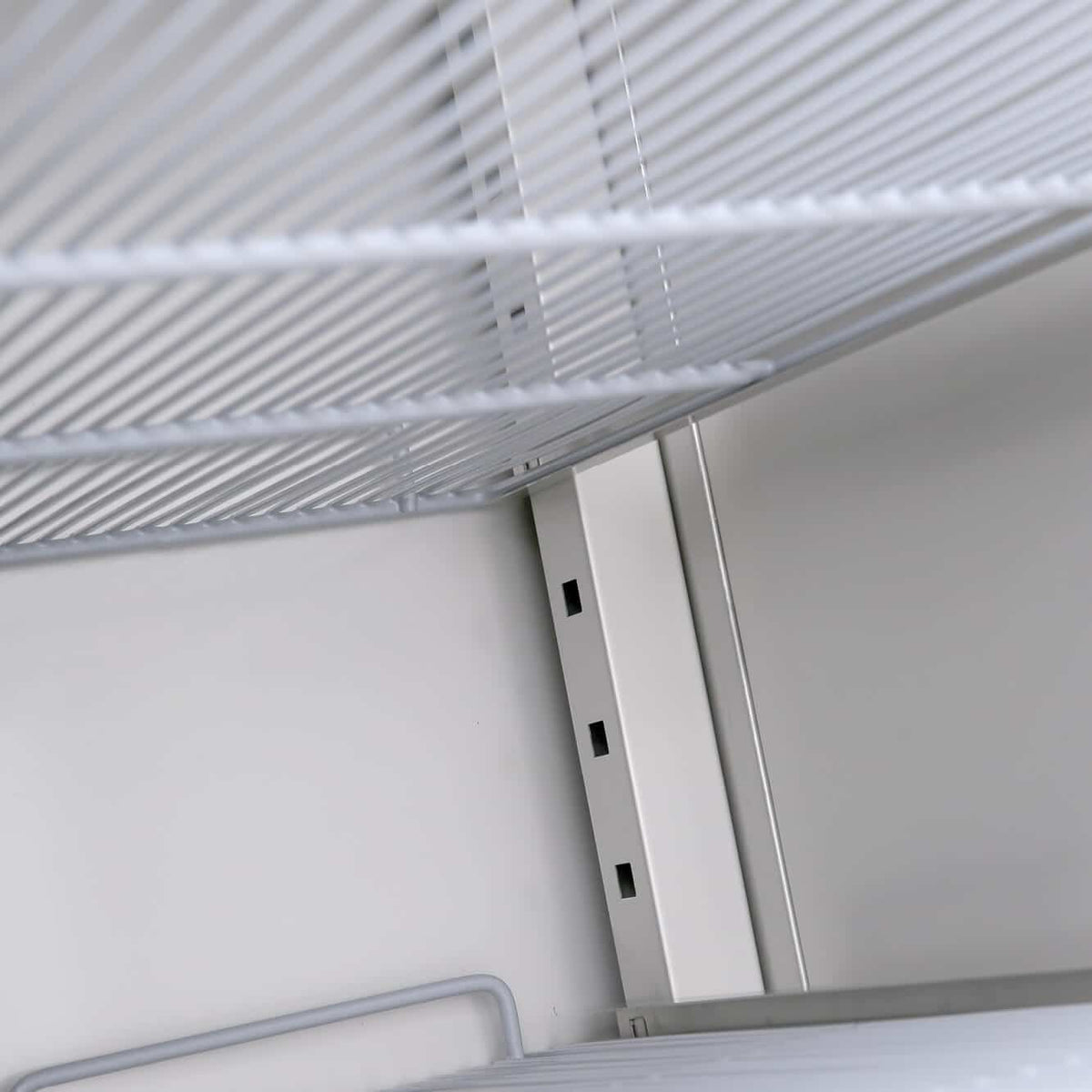 Upright Freezer – 650L – 1 Door – Stainless Steel 70 Ways